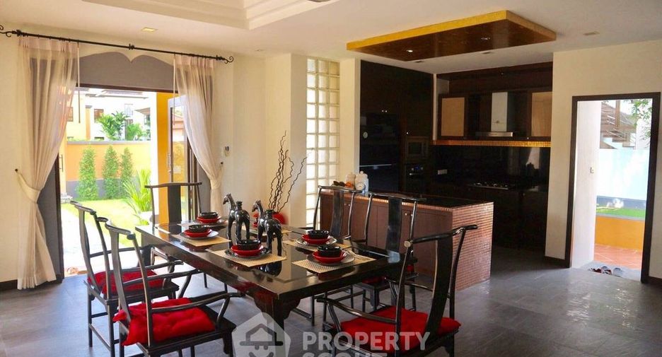 Villa zur Miete und zum Kauf mit 5 Zimmer in East Pattaya, Pattaya