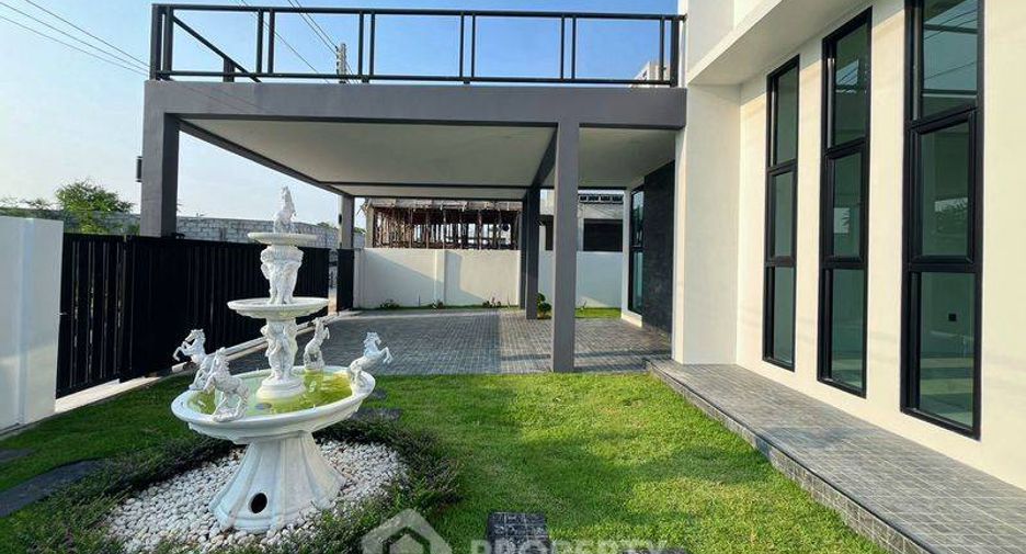 For sale 3 bedrooms house in Bang Lamung, Chonburi