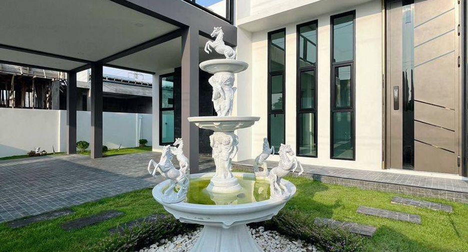 For sale 3 bedrooms house in Bang Lamung, Chonburi