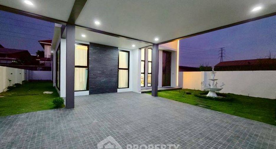 For sale 3 bedrooms house in Bang Lamung, Chonburi