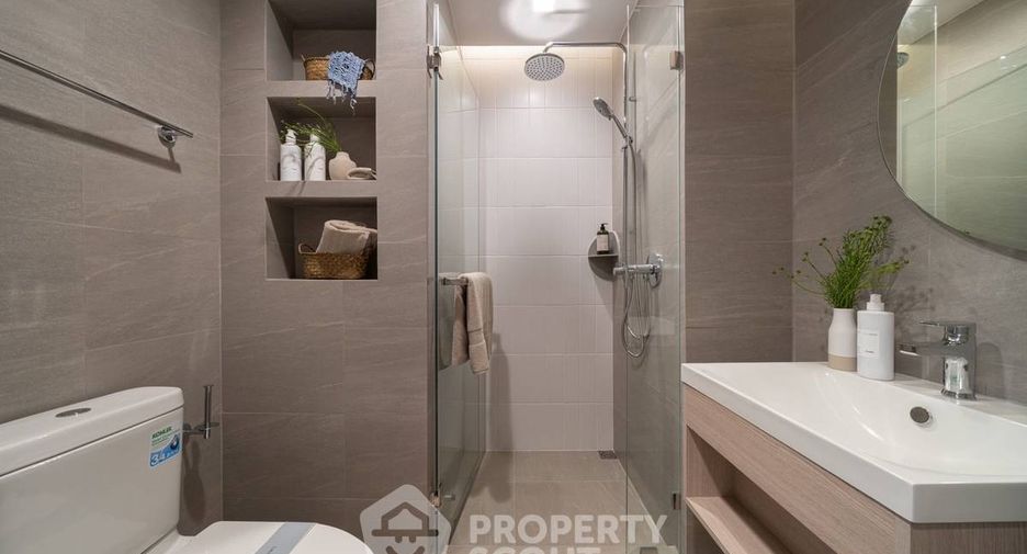 For sale 1 bed condo in Khlong San, Bangkok