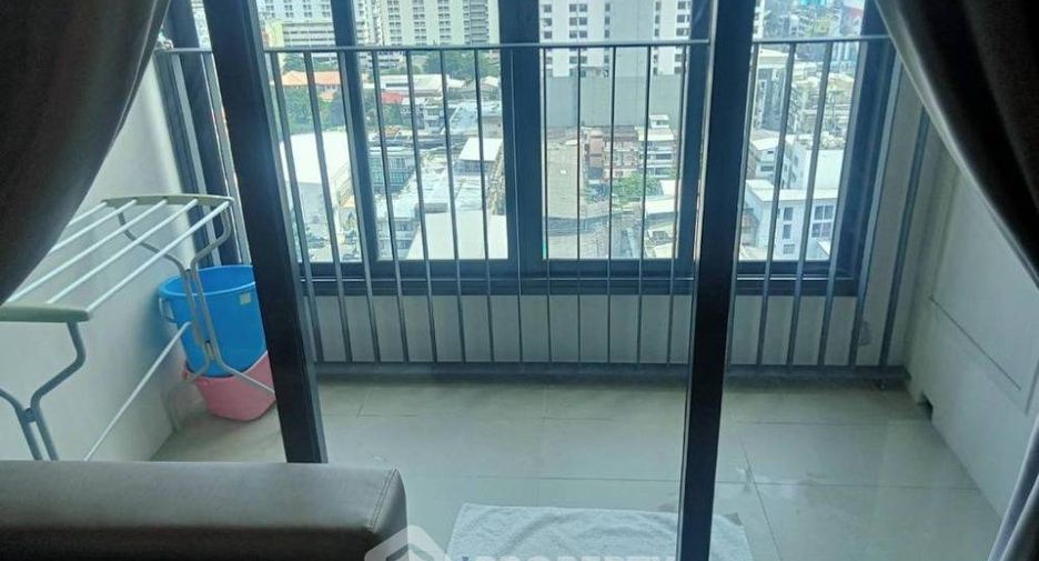 Wohnung zum Kauf mit 1 Zimmer in Pathum Wan, Bangkok