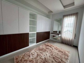 出售 5 卧室 独立屋 在 Bang Lamung, Chon Buri
