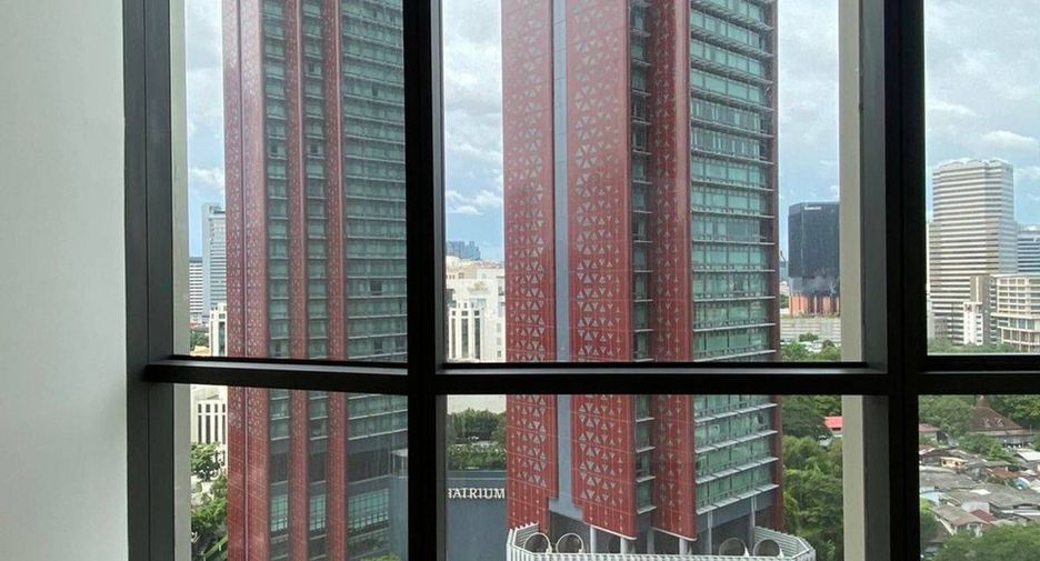 For sale 2 bedrooms condo in Pathum Wan, Bangkok