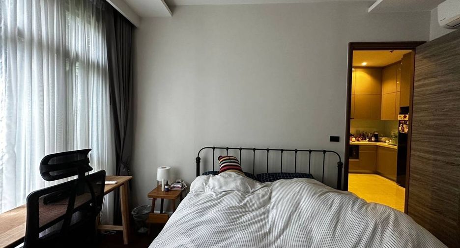 For sale 1 bed condo in Phra Khanong, Bangkok