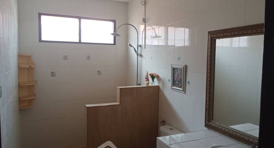 À vendre 4 chambres maison à Bang Lamung, Chonburi