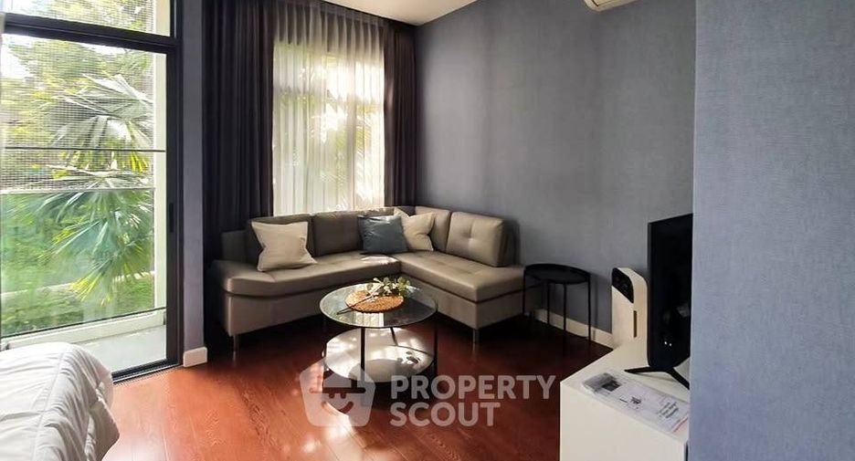 For sale 1 bed condo in Phra Khanong, Bangkok