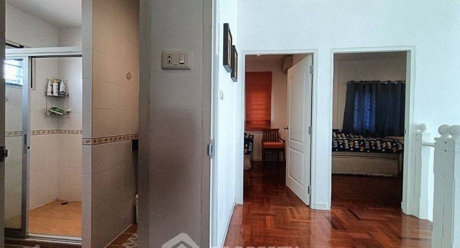 For sale 3 bedrooms house in Jomtien, Pattaya