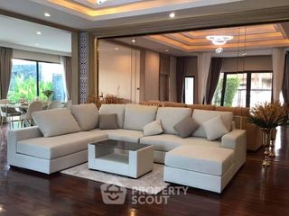 Casa en venta de 3 habitaciones en Bang Lamung, Chonburi