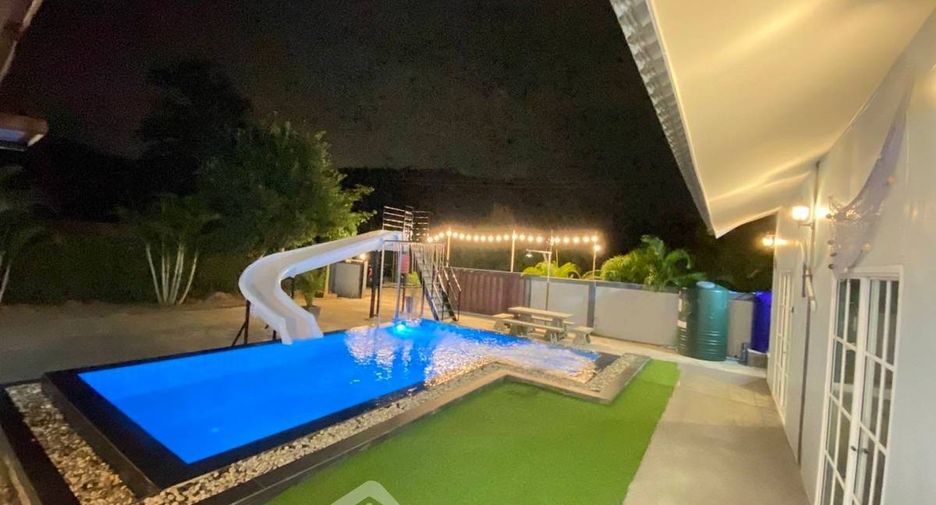 For sale 3 bedrooms house in Sattahip, Pattaya