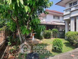 For sale 3 bedrooms house in Lat Krabang, Bangkok