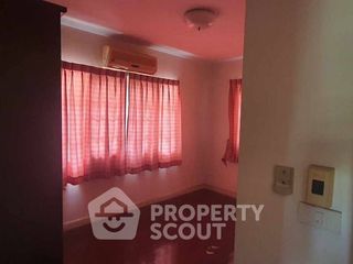 For sale 3 bedrooms house in Lat Krabang, Bangkok