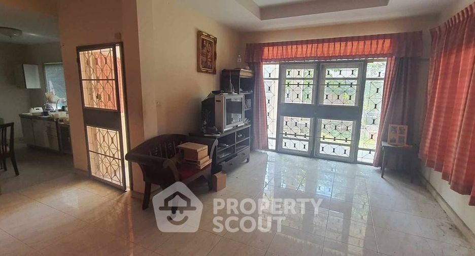 Продажа 3 спальни дом в Лат Крабанг, Бангкок