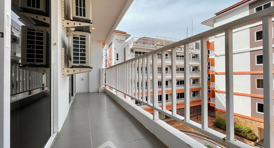 For sale 2 bedrooms apartment in Pratumnak, Pattaya