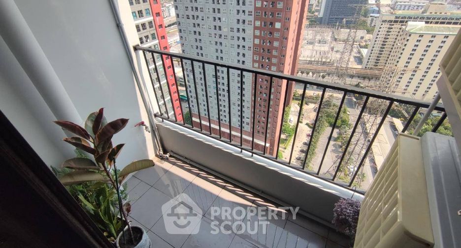 For sale 2 bedrooms condo in Suan Luang, Bangkok