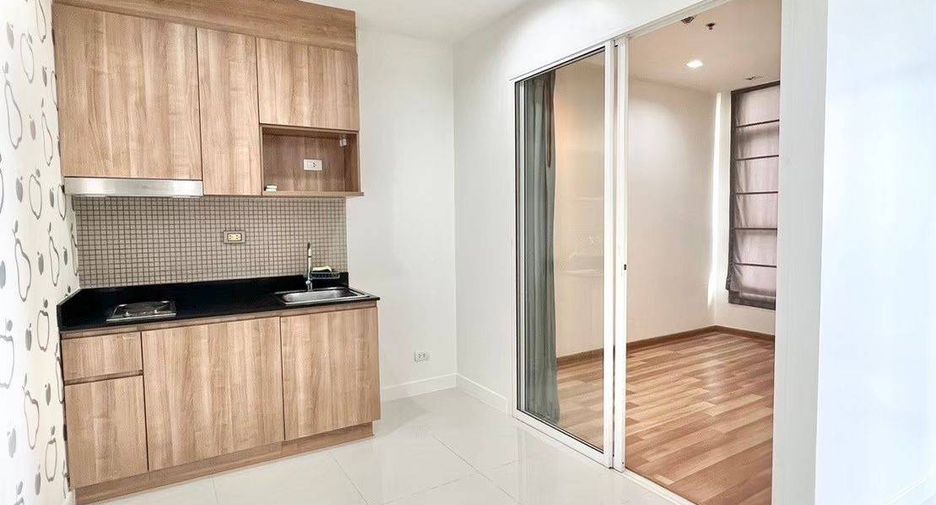 For sale 2 bedrooms condo in Ratchathewi, Bangkok