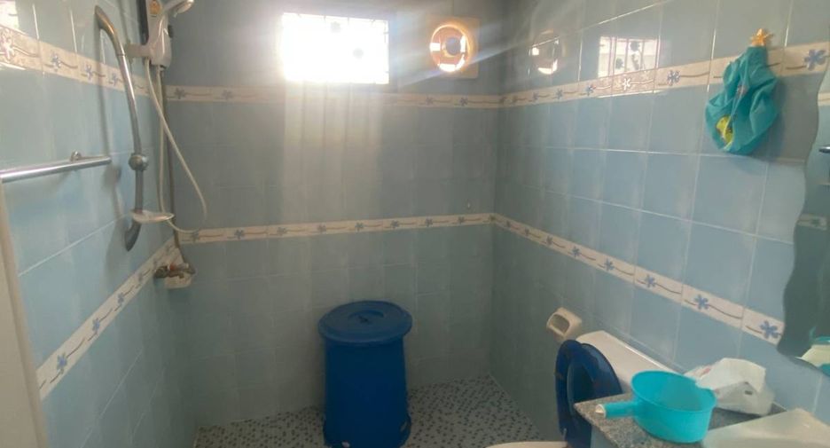 For sale 3 bedrooms condo in East Pattaya, Pattaya