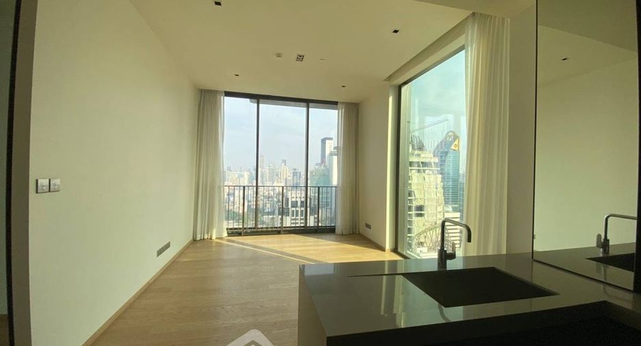 For sale 2 bedrooms condo in Pathum Wan, Bangkok