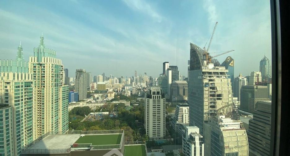 For sale 2 bedrooms condo in Pathum Wan, Bangkok