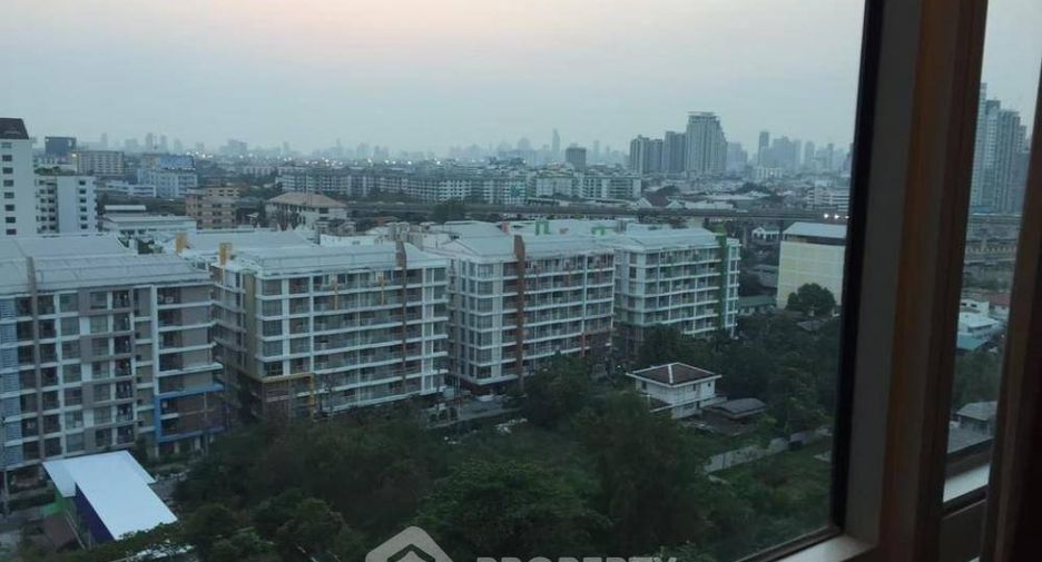 À vendre 1 chambre condo à Phra Khanong, Bangkok