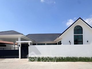 For sale 4 bedrooms villa in Bang Lamung, Chonburi