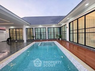 For sale 4 bedrooms villa in Bang Lamung, Chonburi