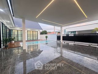 For sale 4 bedrooms villa in Bang Lamung, Chonburi