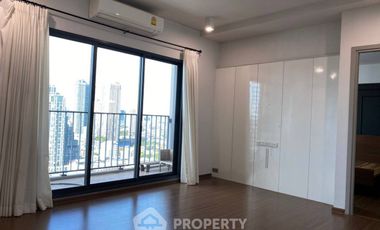 For sale 2 ベッドルーム condo in Phaya Thai, Bangkok