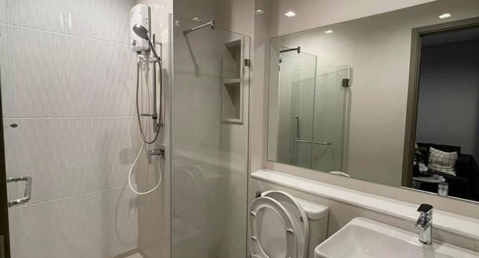 For sale 1 bed condo in Huai Khwang, Bangkok