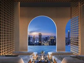 For sale 3 bedrooms condo in Pathum Wan, Bangkok