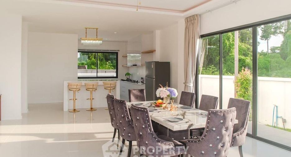 For sale 4 bedrooms house in Jomtien, Pattaya