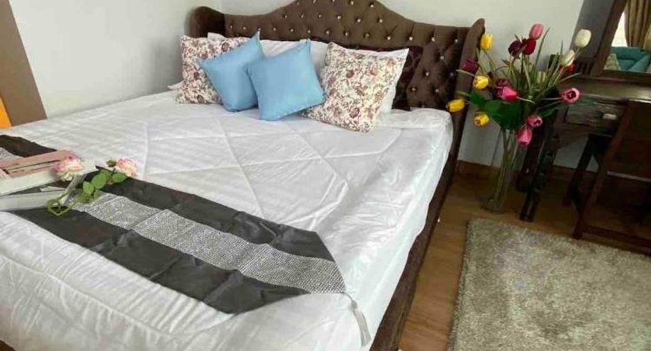 For sale 2 bedrooms condo in Watthana, Bangkok