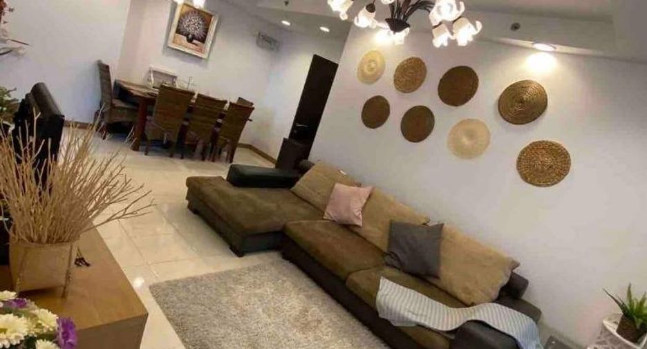 For sale 2 bedrooms condo in Watthana, Bangkok