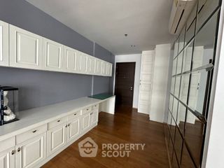 For sale 1 Beds condo in Phaya Thai, Bangkok