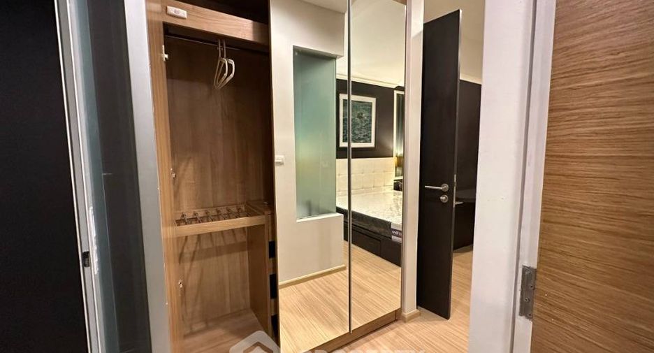 For sale 1 bed condo in Phra Khanong, Bangkok