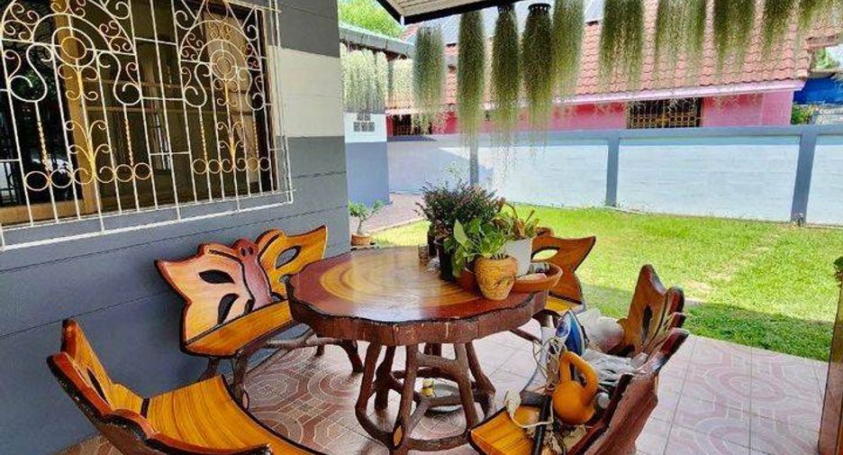 For sale 3 bedrooms house in East Pattaya, Pattaya