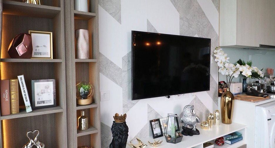 For rent and for sale 2 bedrooms condo in Si Racha, Chonburi