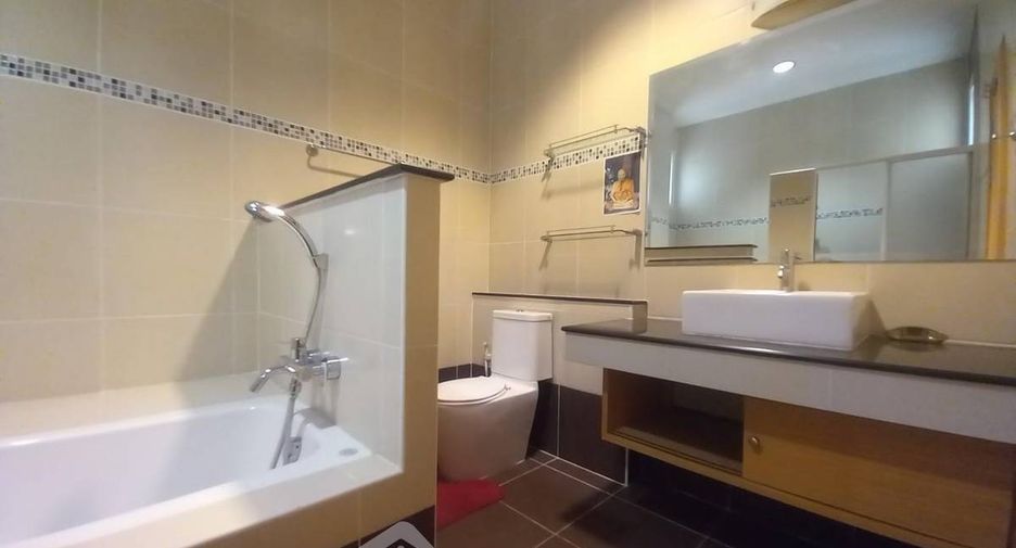 For rent and for sale 3 bedrooms house in East Pattaya, Pattaya