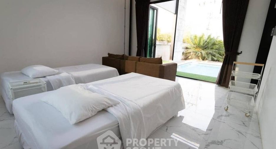 For rent and for sale 3 bedrooms villa in Huay Yai, Pattaya