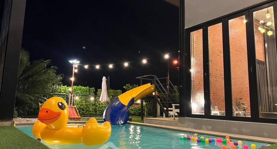 For rent and for sale 3 bedrooms villa in Huay Yai, Pattaya