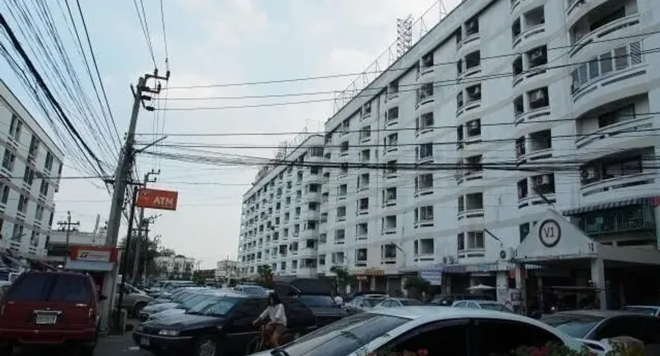 For sale 1 bed condo in Bang Khen, Bangkok
