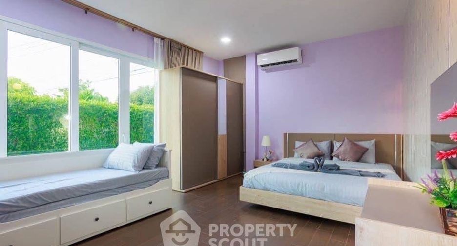 À vendre 5 chambres villa à Sattahip, Chonburi