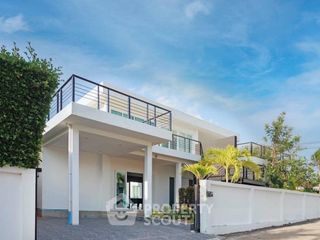 For sale 5 bedrooms villa in Huay Yai, Pattaya