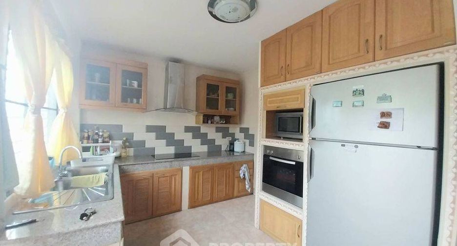 Продажа 3 спальни вилла в Восточная Паттайя, Паттайя