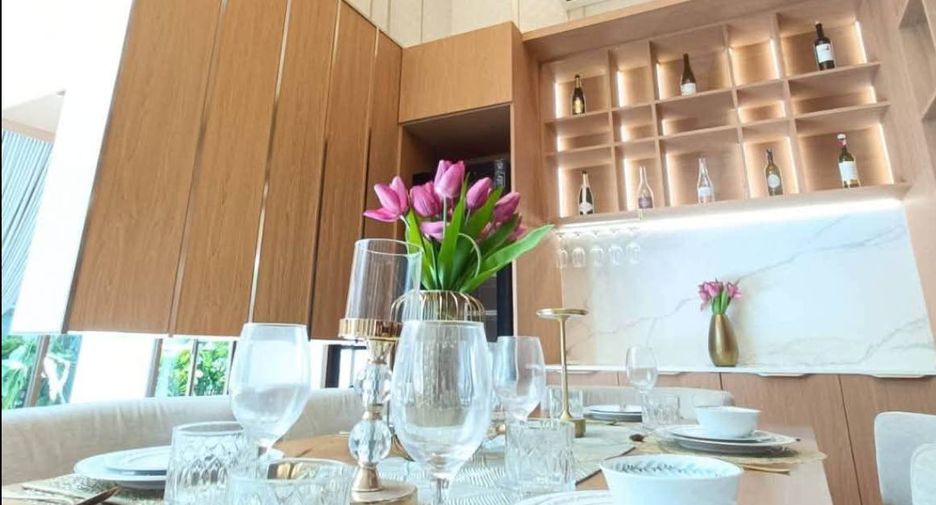For sale 5 bedrooms villa in East Pattaya, Pattaya