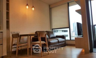 For sale 1 bed condo in Khlong Toei, Bangkok