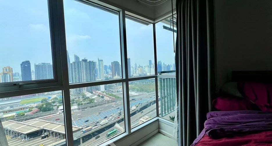 For sale 1 bed condo in Huai Khwang, Bangkok