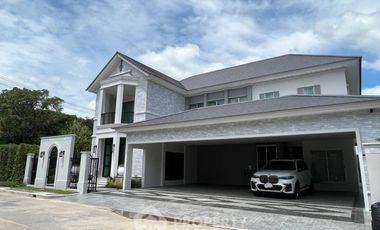 Casa en venta de 4 habitaciones en Lat Krabang, Bangkok