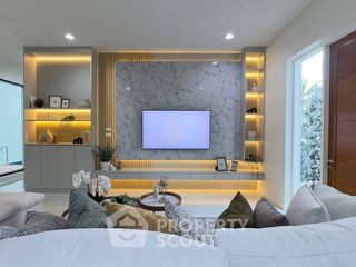 For sale 4 bedrooms house in Na Jomtien, Pattaya