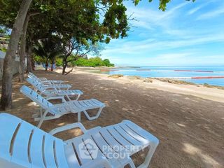 For sale 3 bedrooms condo in Bang Lamung, Chonburi